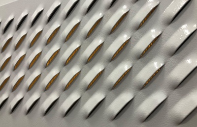 Шкаф коммутационный ЦМО (ШТВ-Н-18.6.3-4ААА) настенный 18U 600x330мм пер.дв.металл несъемн.бок.пан. 57кг серый 220мм 50кг 100град. 900мм IP65 IK10 металл уличный всепогодный