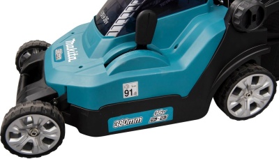 Газонокосилка роторная Makita DLM382Z 620Вт