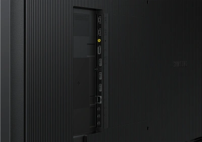 Панель Samsung 65" QM65C черный VA LED 16:9 DVI HDMI M/M матовая 4000:1 500cd 178гр/178гр 3840x2160 DP RCA Да 4K USB 24.9кг