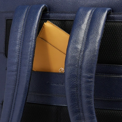 Рюкзак женский Piquadro Patricia CA6839W140BM/BLU темно-синий натур.кожа