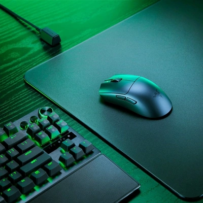 Мышь Razer Viper V3 Pro черный оптическая 35000dpi беспров. USB 8but (RZ01-05120100-R3G1)