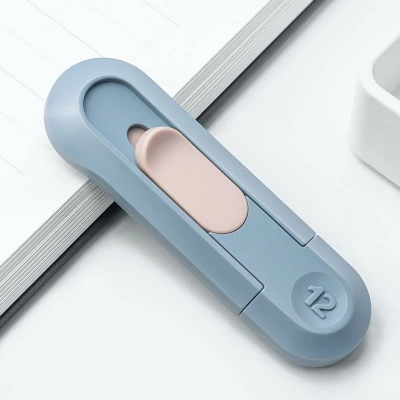 Нож канцелярский Deli ENS065-BL ENS065 шир.лез.12мм пластик синий