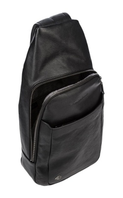 Рюкзак слинг Piquadro Black Square CA4827B3/N черный натур.кожа
