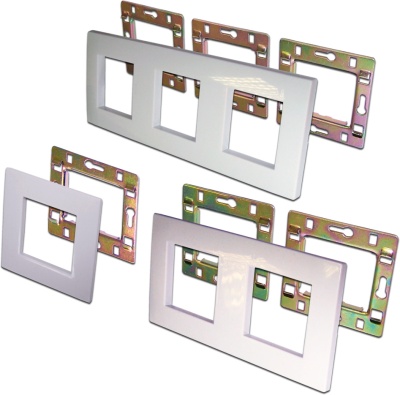 Рамка Lanmaster LAN-FRS45X45/2-WH 45x45 2x45x45 горизонтальный монтаж пластик белый