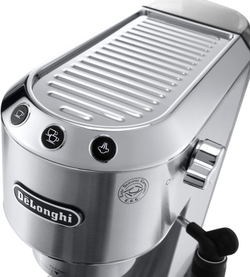 Кофеварка рожковая Delonghi EC685.M 1350Вт серебристый/черный
