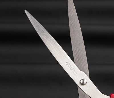 Ножницы Deli EM611 офисные 210мм ручки пластиковые сталь ассорти чехол с европод.