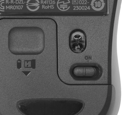 Мышь Logitech Silent M220 темно-серый/черный оптическая 1000dpi silent беспров. USB 2but (910-004895)