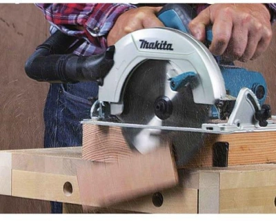 Циркулярная пила (дисковая) Makita HS6601 1050Вт (ручная) D диска.:165мм
