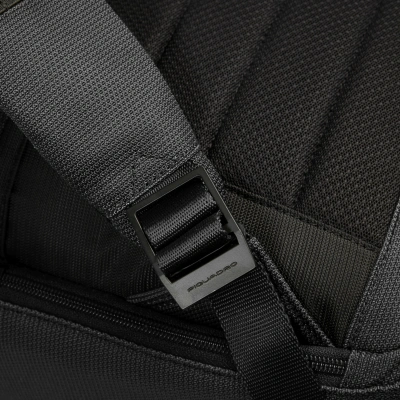 Рюкзак мужской Piquadro Lyss CA6928S143BM/N черный полиэстер/натур.кожа