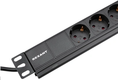 Блок распределения питания Rexant 04-0101-1 гор.размещ. 6xSchuko базовые 16A Schuko 2м