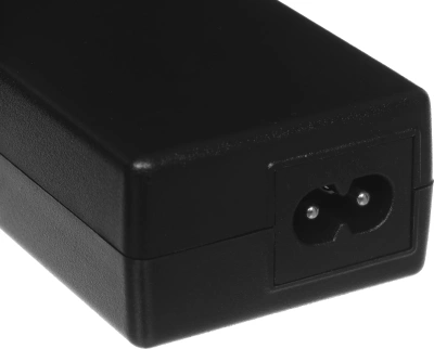 Блок питания Ippon E70 автоматический 70W 18.5V-20V 11-коннект. 3.5A от бытовой электросети LED индикатор