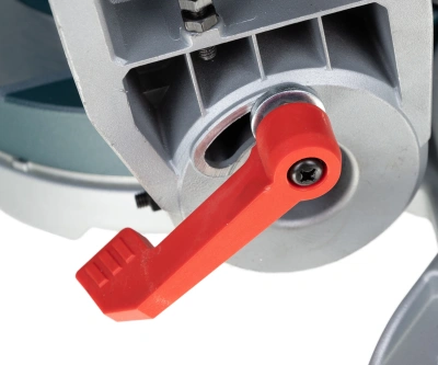 Торцовочная пила Bosch GCM 216 1300Вт 4800об/мин d=216мм