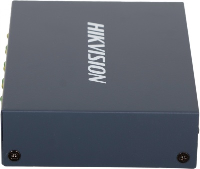 Коммутатор Hikvision DS-3E0105P-E/M(C) 4x100Мбит/с 4PoE+ 35W неуправляемый