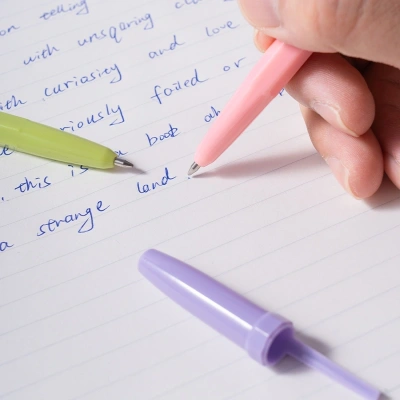 Ручка шариков. Deli P1 (EQ6Z) d=0.7мм син. черн. карт.уп.