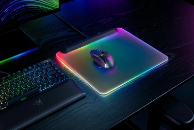 Коврик для мыши Razer V2 Pro черный/зеленый 278x360x4.6мм (RZ02-04920100-R3M1)