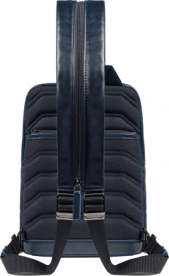 Рюкзак слинг мужской Piquadro Blue Square CA6589B2/BLU2 темно-синий натур.кожа