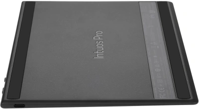 Графический планшет Wacom Intuos Pro PTK470K0B USB Type-C черный