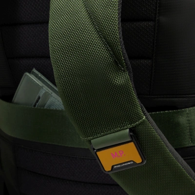 Рюкзак мужской Piquadro Lyss CA6928S143BM/VE зеленый тимьяновый полиэстер/натур.кожа