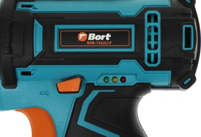 Дрель-шуруповерт Bort BAB-12x2Li-F аккум. патрон:быстрозажимной (93413083)