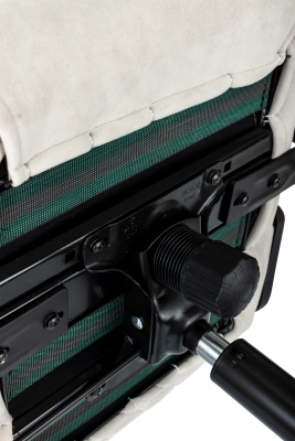 Кресло игровое Knight Regal Fabric светло-серый/серый искусственная замша крестов. металл