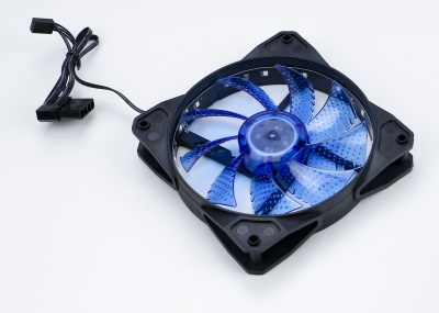 Вентилятор для корпуса Digma DFAN-LED-BLUE RGB 120х120x25 черный 3-pin 4-pin (Molex) 23дБ Ret
