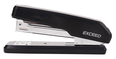 Степлер Deli E0300BLACK Exceed 24/6 26/6 (25листов) черный 100скоб металл/пластик коробка