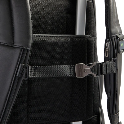 Рюкзак мужской Piquadro Urban CA7164UB00/N черный натур.кожа
