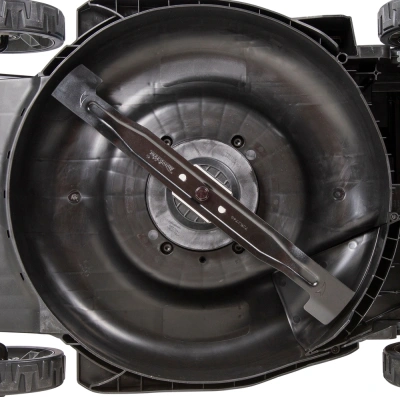 Газонокосилка роторная Makita DLM538Z 860Вт