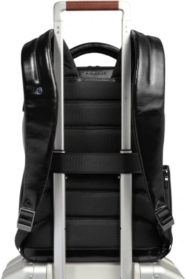 Рюкзак Piquadro Blue Square CA6858B2/N черный натур.кожа