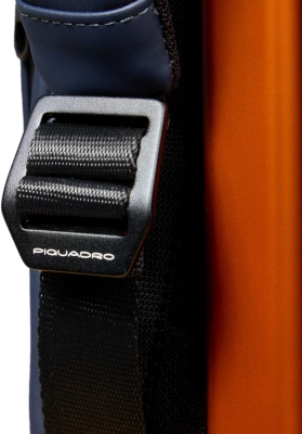 Рюкзак Piquadro Corner 2.0 CA6638C2OW/BLU синий полиуретан/полиэстер