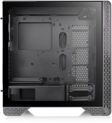 Корпус Thermaltake S300 TG черный без БП ATX 6x120mm 6x140mm 3x200mm 2xUSB2.0 1xUSB3.0 audio bott PSU