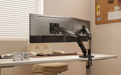 Кронштейн для мониторов Ultramounts UM740 черный 17"-32" макс.18кг крепление к столешнице поворот и наклон