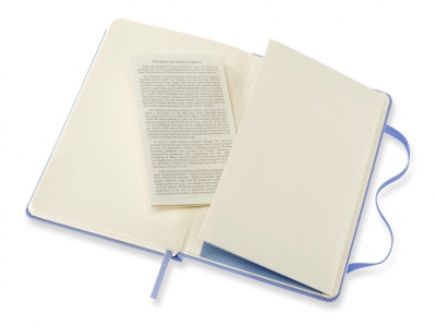 Блокнот Moleskine CLASSIC QP012B42 Pocket 90x140мм 192стр. нелинованный твердая обложка голубая гортензия