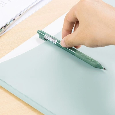 Конверт на кнопке Deli Linfini EF764 A4+ гориз. расшир. гладкий полипропилен ассорти внешний карман