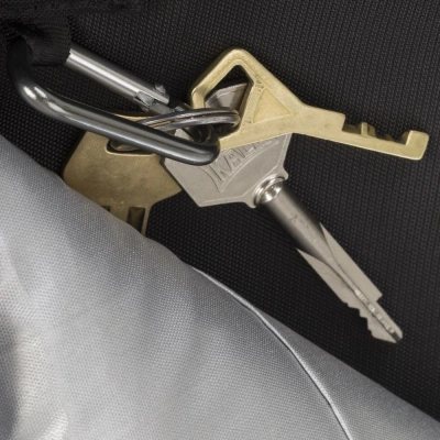 Сумка для ноутбука 16" Riva 8530 черный полиэстер (8530 BLACK)