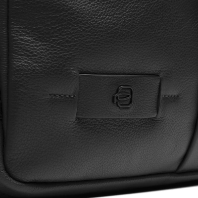 Рюкзак мужской Piquadro Russel CA6765W137/N черный натур.кожа