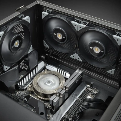 Вентилятор для корпуса Thermaltake Toughfan 12 120х120x25 черный 4-pin 22.3дБ (упак.:2шт) (CL-F082-PL12BL-A) Ret