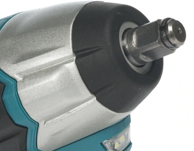 Гайковерт Makita DTW180RFE аккум. патрон:квад.3/8" (кейс в комплекте)