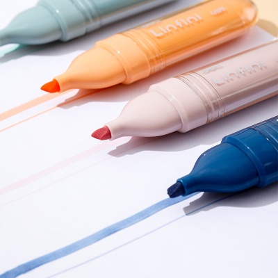 Набор текстовыделителей Deli EU370 Linfini 1-5мм флуоросцентный 4цв. ассорти (4шт.)