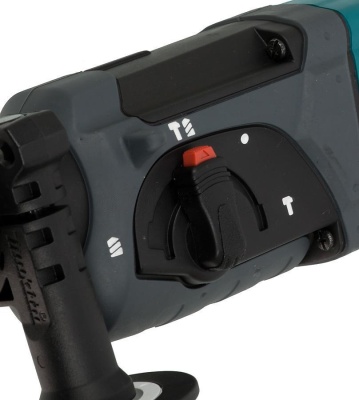 Перфоратор Makita HR2470 патрон:SDS-plus уд.:2.4Дж 780Вт (кейс в комплекте)