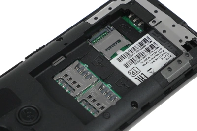 Мобильный телефон Xenium X718 черный моноблок 2Sim 1.77" 128x160 Spreadtrum ThreadX RTOS 0.3Mpix GSM900/1800 MP3 FM microSD max32Gb