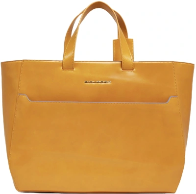 Деловая сумка женская Piquadro Blue Square BD6680B2/G с отделением для ноутбука 15.6" желтая натур.кожа