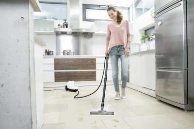 Пароочиститель напольный Karcher SC 2 EasyFix 1500Вт белый/черный