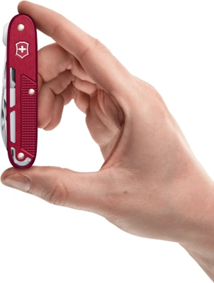 Нож перочинный Victorinox Synergy X Alox (0.8226.20) 93мм 10функц. красный карт.коробка