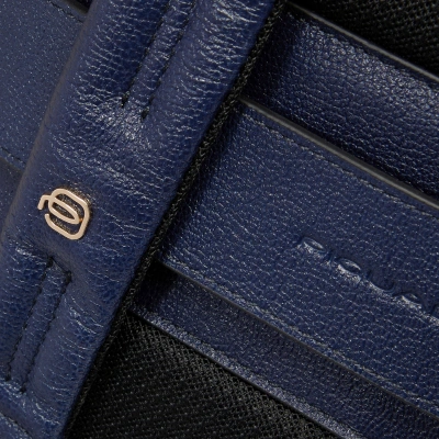 Рюкзак женский Piquadro Patricia CA6771W140/BLU темно-синий натур.кожа