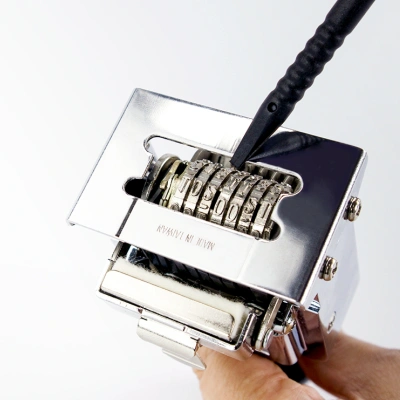 Нумератор Kw-Trio 20700 металл корп.:серебристый автоматический 7разр. 1стр.