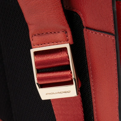 Рюкзак женский Piquadro Patricia CA6772W140/AR коралловый натур.кожа