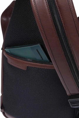 Рюкзак слинг Piquadro Harper CA6784AP/TM коричневый натур.кожа