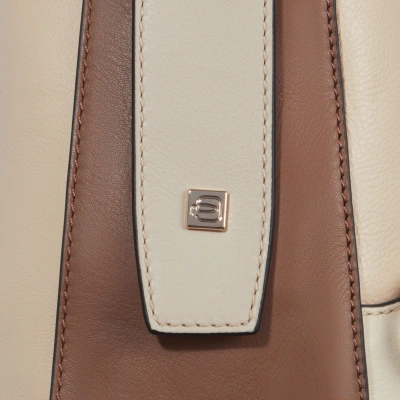 Рюкзак женский Piquadro Circle CA4576W92/BECU бежевый/кофейный натур.кожа