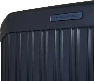 Чемодан Piquadro PQ LIGHT BV6951PQL/BLUO 55x34x81см 153л. 5.28кг. поликарбонат синий матов.